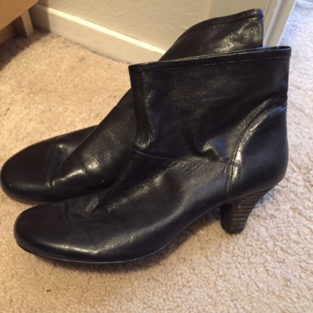 Nine West Half Pint Ankle Boots